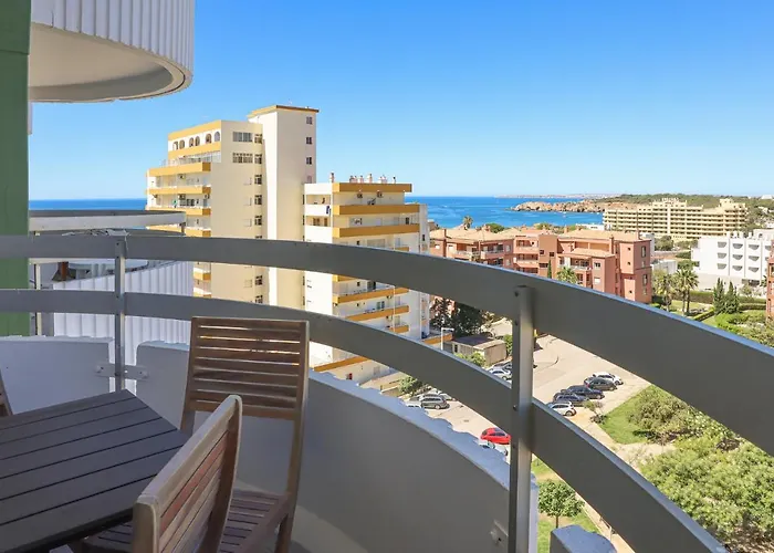 Torre Verde - Free Parking - Swimming Pool - Sea View - By Bedzy